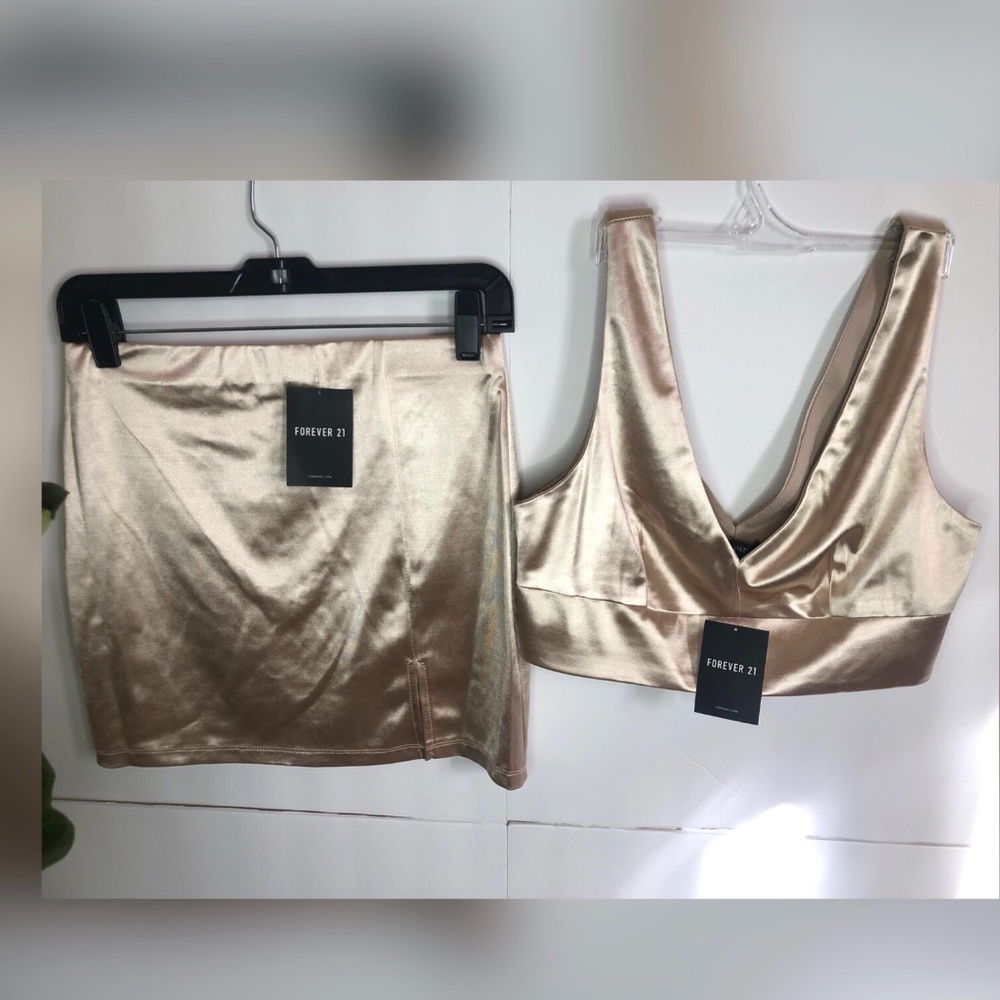NEW Forever21 Satin Two Piece Set